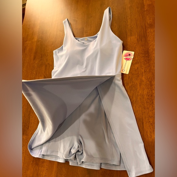 Yogalicious Nudetech Double Tee Tennis Dress Light Blue. Size L. NWT - Picture 5 of 7